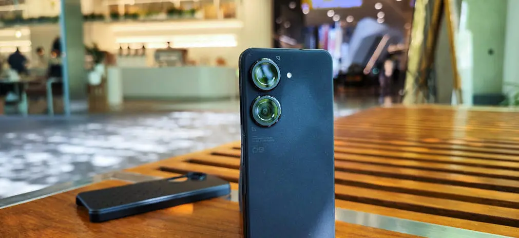 Asus ZenFone 9 aka Asus 9Z with Snapdragon 8+ Gen 1 launched: first look 16 The Taiwanese tech giant offers up to 16GB of RAM and up to 256GB of internal storage with non-expandable option