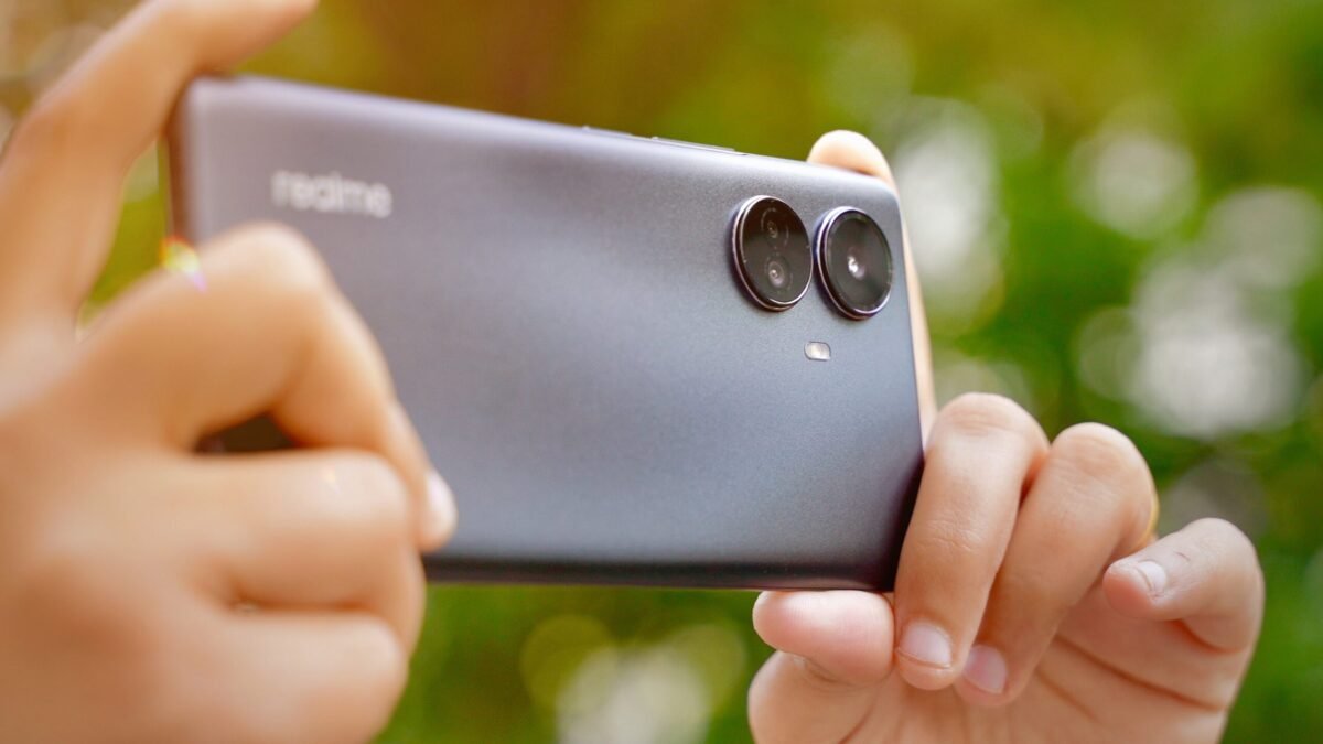 Realme 10 Pro Plus 5G Review: A mid-range smartphone with 5000mAh battery Realme 10 Pro Plus 5G mobile phone review