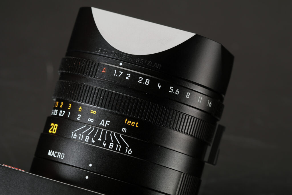 The latest Full-frame unit uses optically-stabilized 28mm F1.7 lens