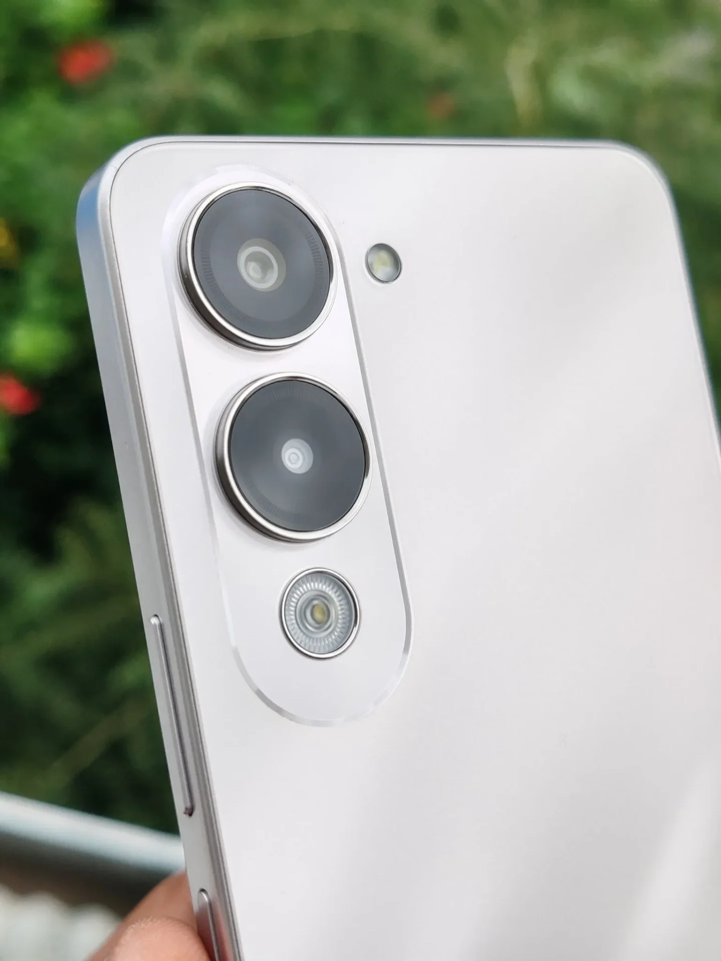 GuINFSxWwAAjvby Vivo T4 Lite 5G India gets camera with RAW mode
