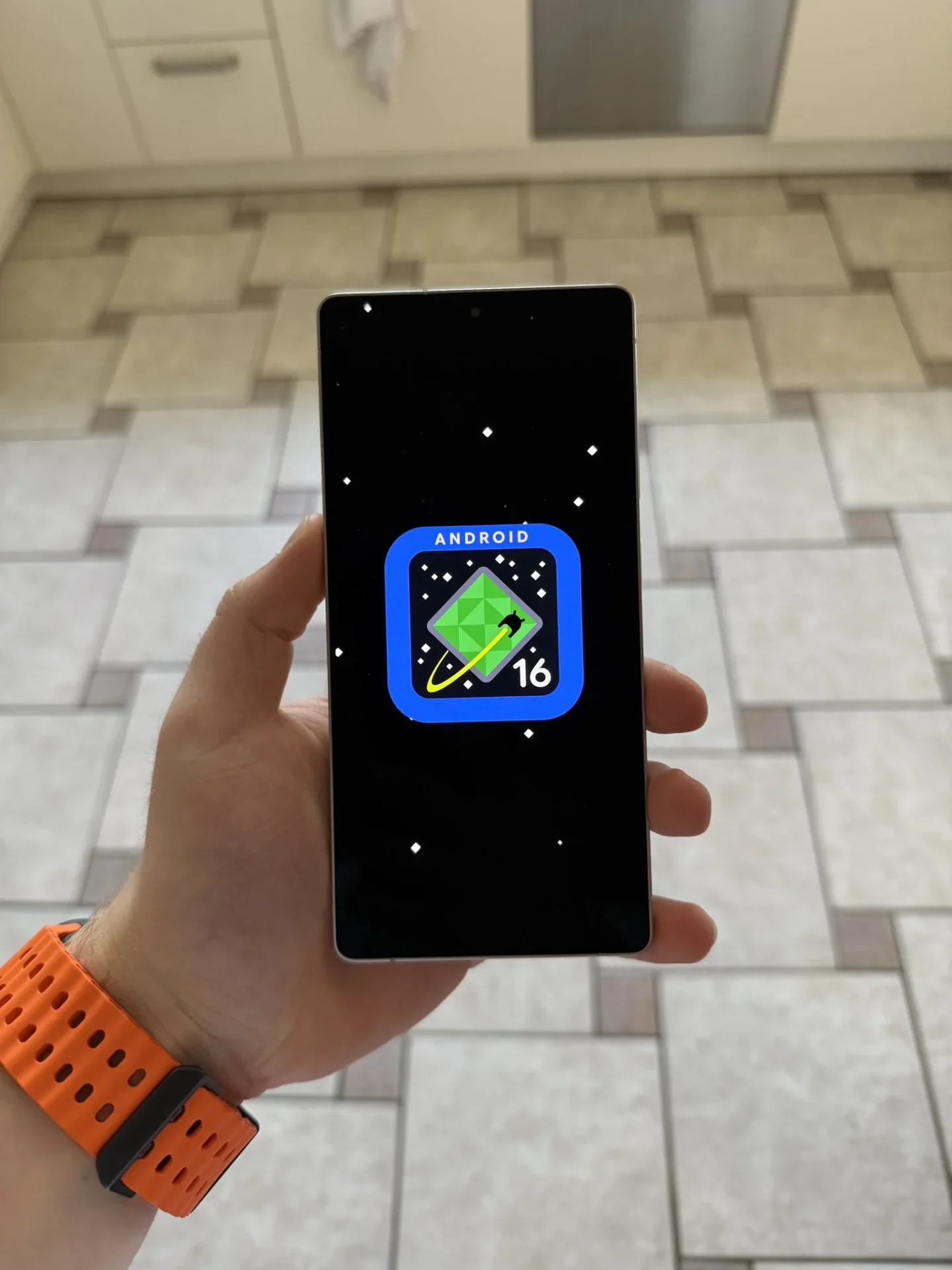 GtOvBE0XcAAU2De Samsung One UI 8 based on Android 16 released at the Galaxy Unpacked Event