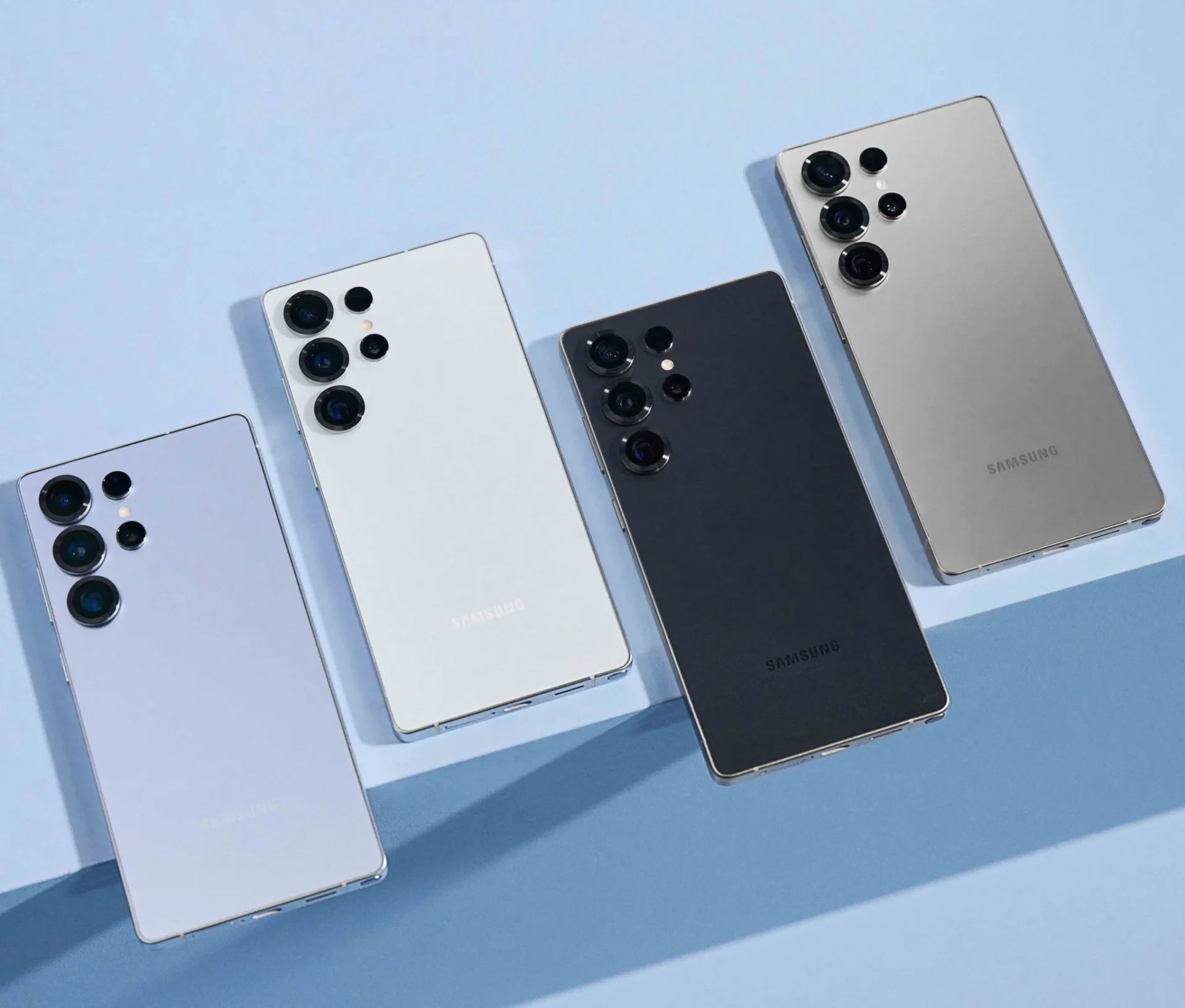 GvrEJUrWEAAbbwB 200 MP camera with Sony sensor