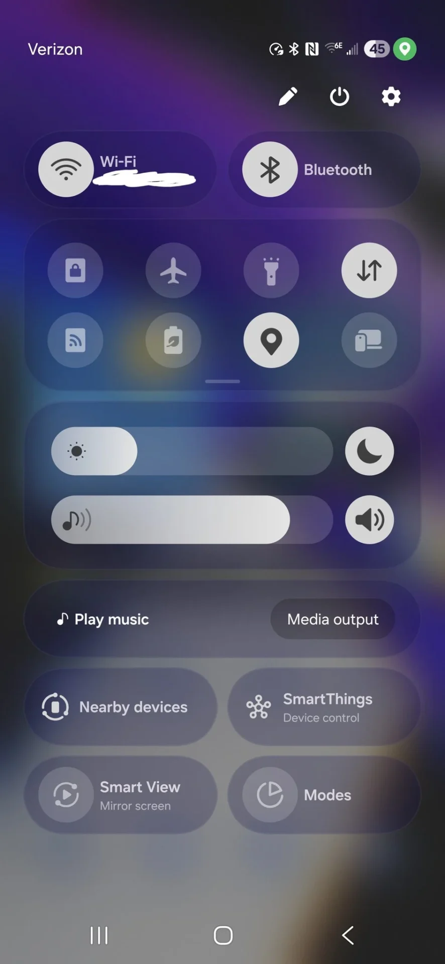 GzN_IKia8AA9Xhd One UI 8 Beta update Quick Panel on Galaxy device