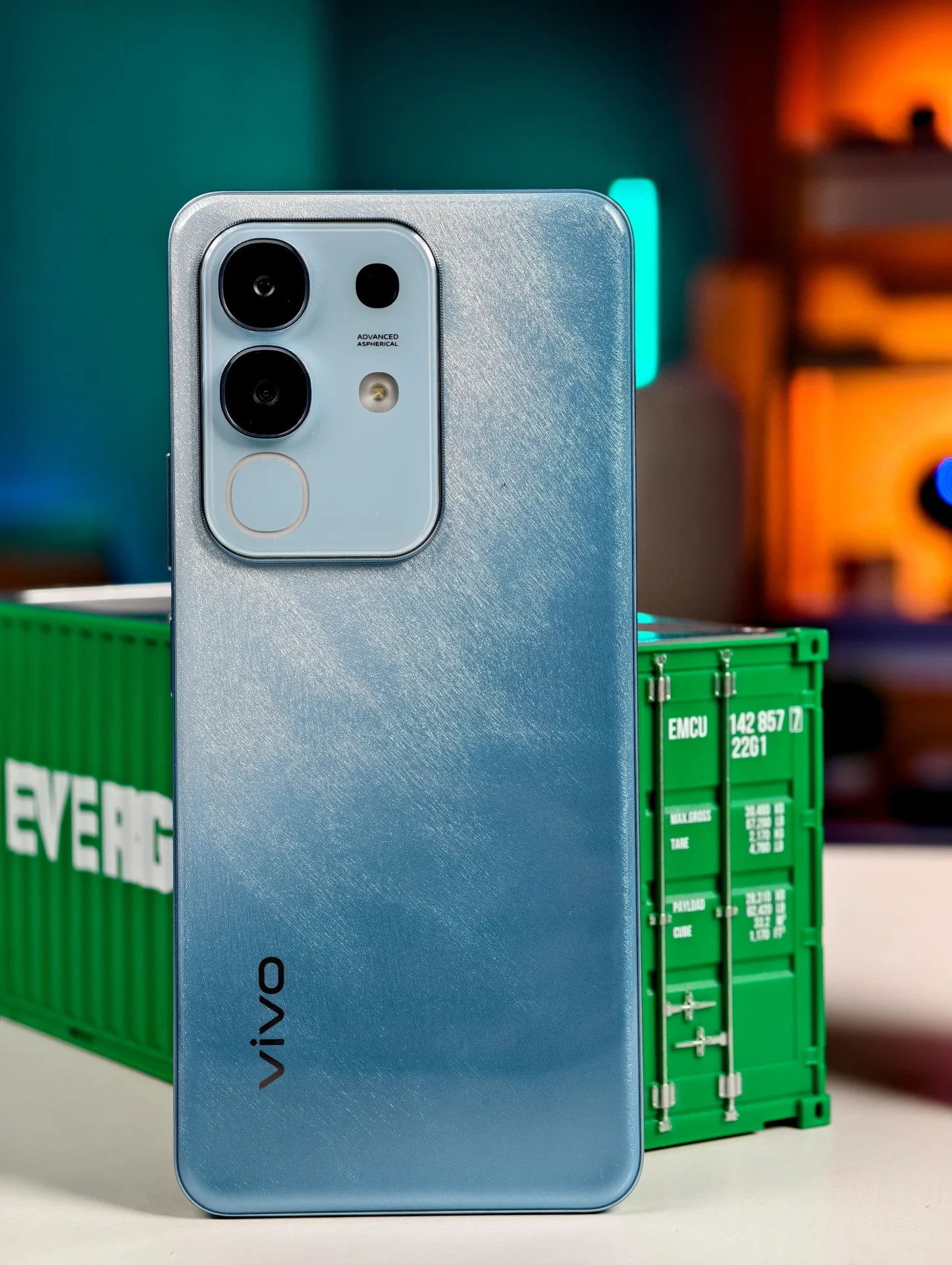 Gk2uw-nWUAAfW1n Vivo T4x with dual rear camera setup